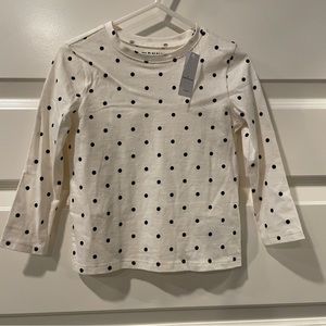 Old Navy Black and Cream Polka Dot Long Sleeved T-Shirt. Size 2T. Brand new.
